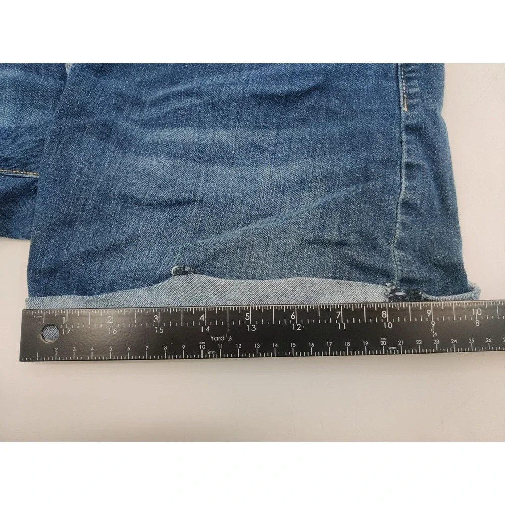 Signature by Levi Strauss Womens Mid Rise Denim Shorts Blue Cuffed Size 10 W30